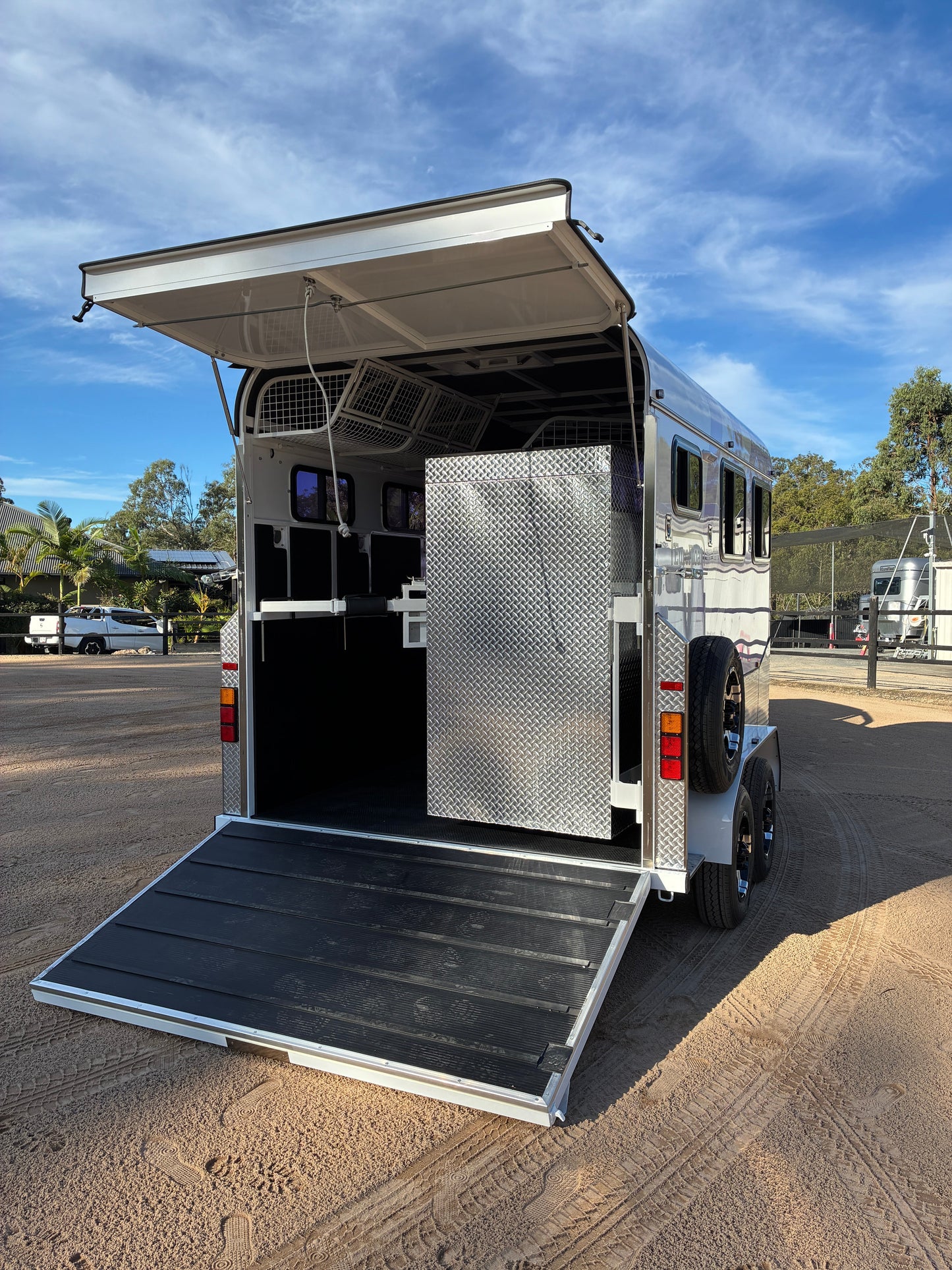 EuroFloat 2HAL-S SN Prestige Series Standard Package