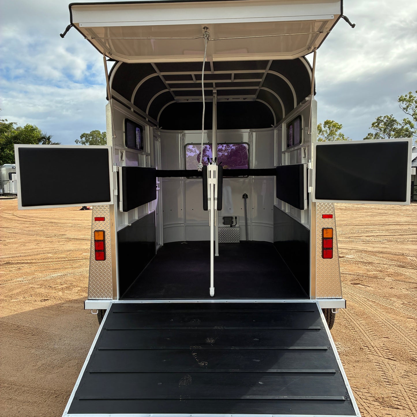 EuroFloat 2HSL-S SN Prestige Series Standard Package