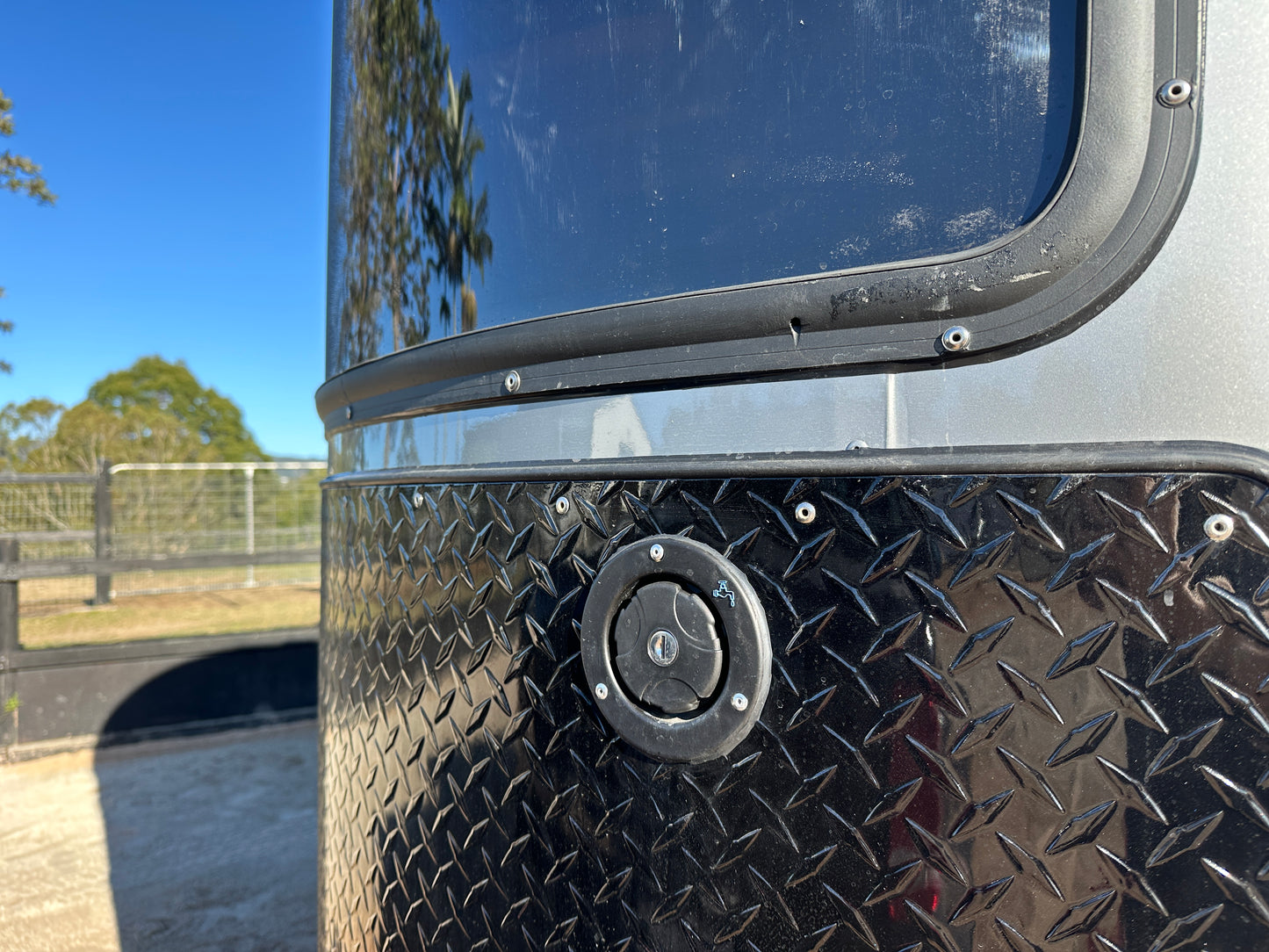 2HSL-L600 RN Classic Series Standard Package