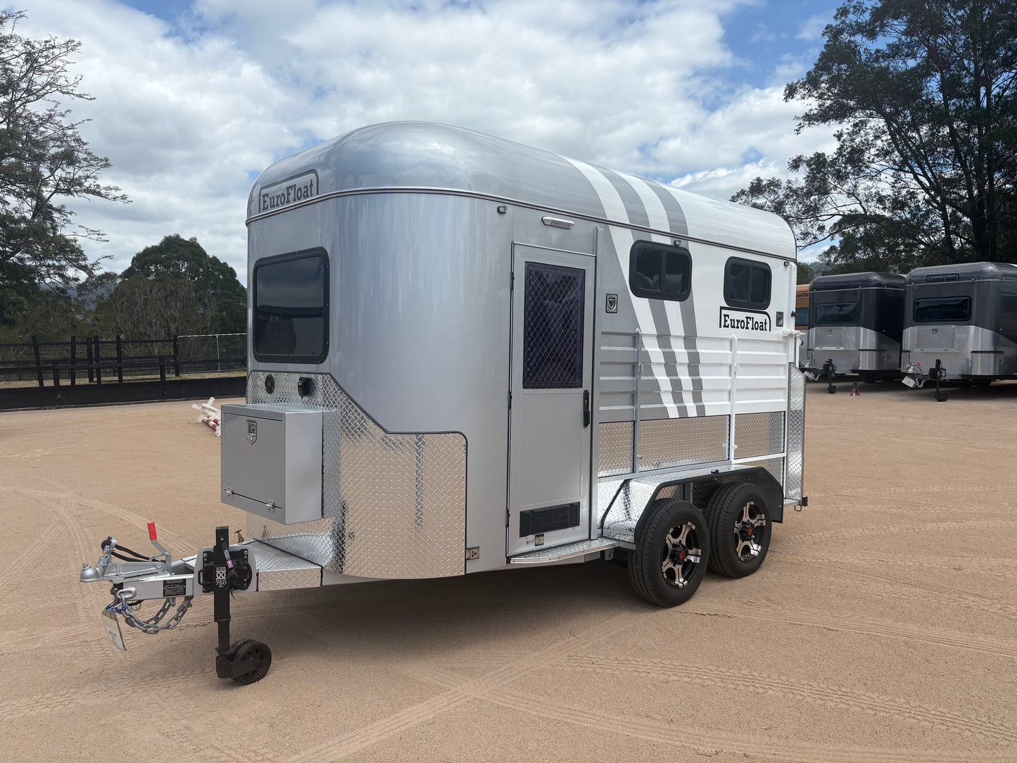 2HAL-L600 SN Classic Series Deluxe Package