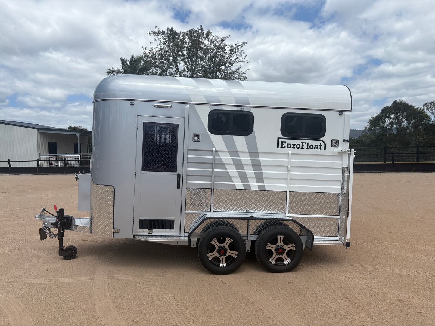 2HAL-L600 SN Classic Series Deluxe Package