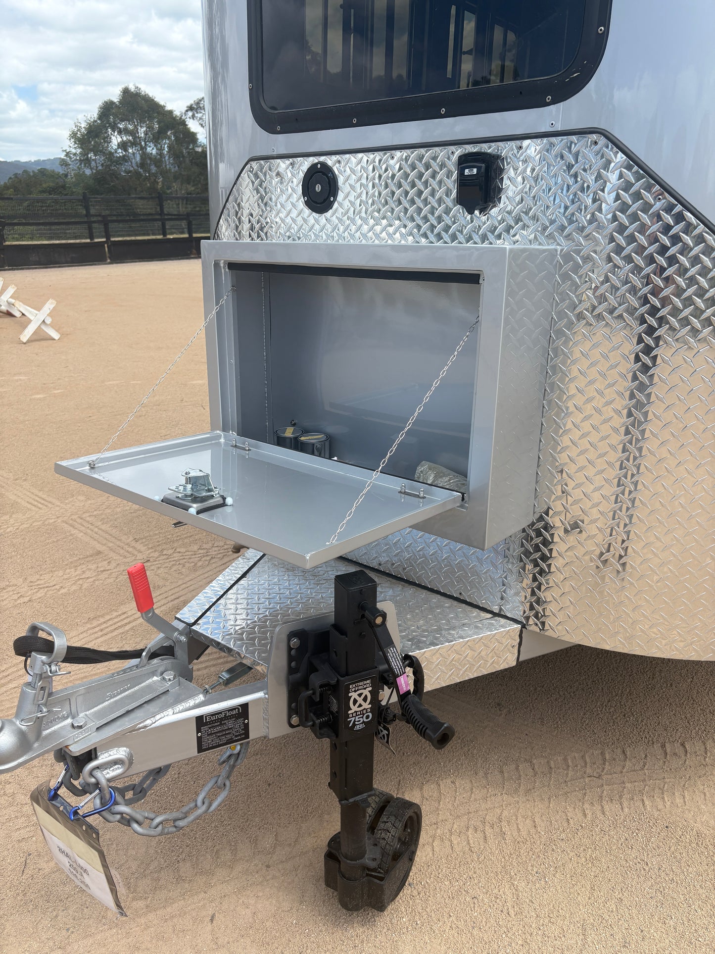 2HAL-L600 SN Classic Series Deluxe Package