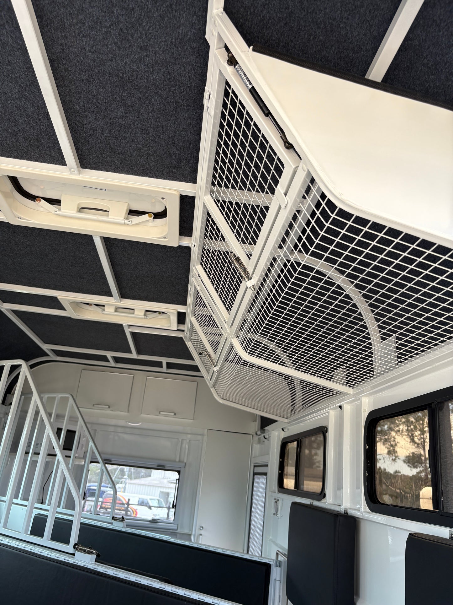 2HAL-L860 SN Classic Series Deluxe Package