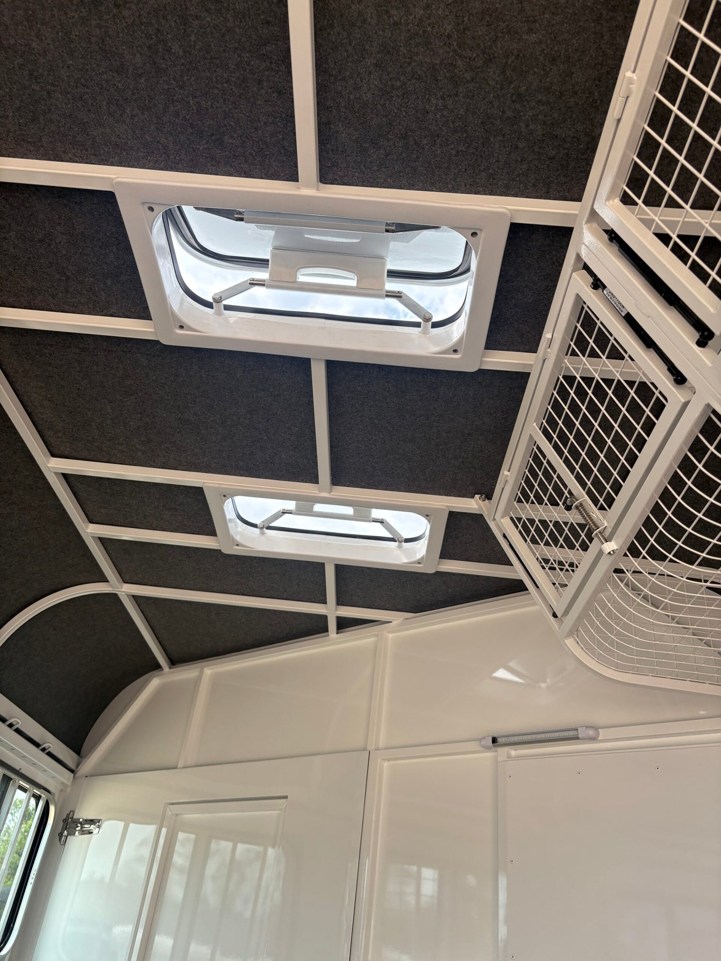 Overnighter Compact Series 2HAL-O SN (2.1) 4900 RB-DW