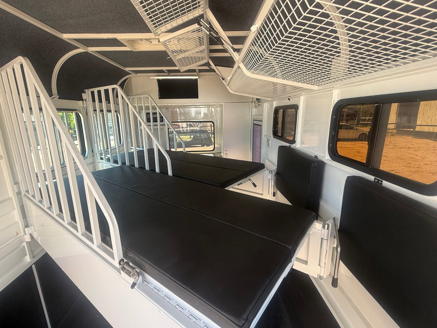 2HAL-L600 SN Classic Series Deluxe Package