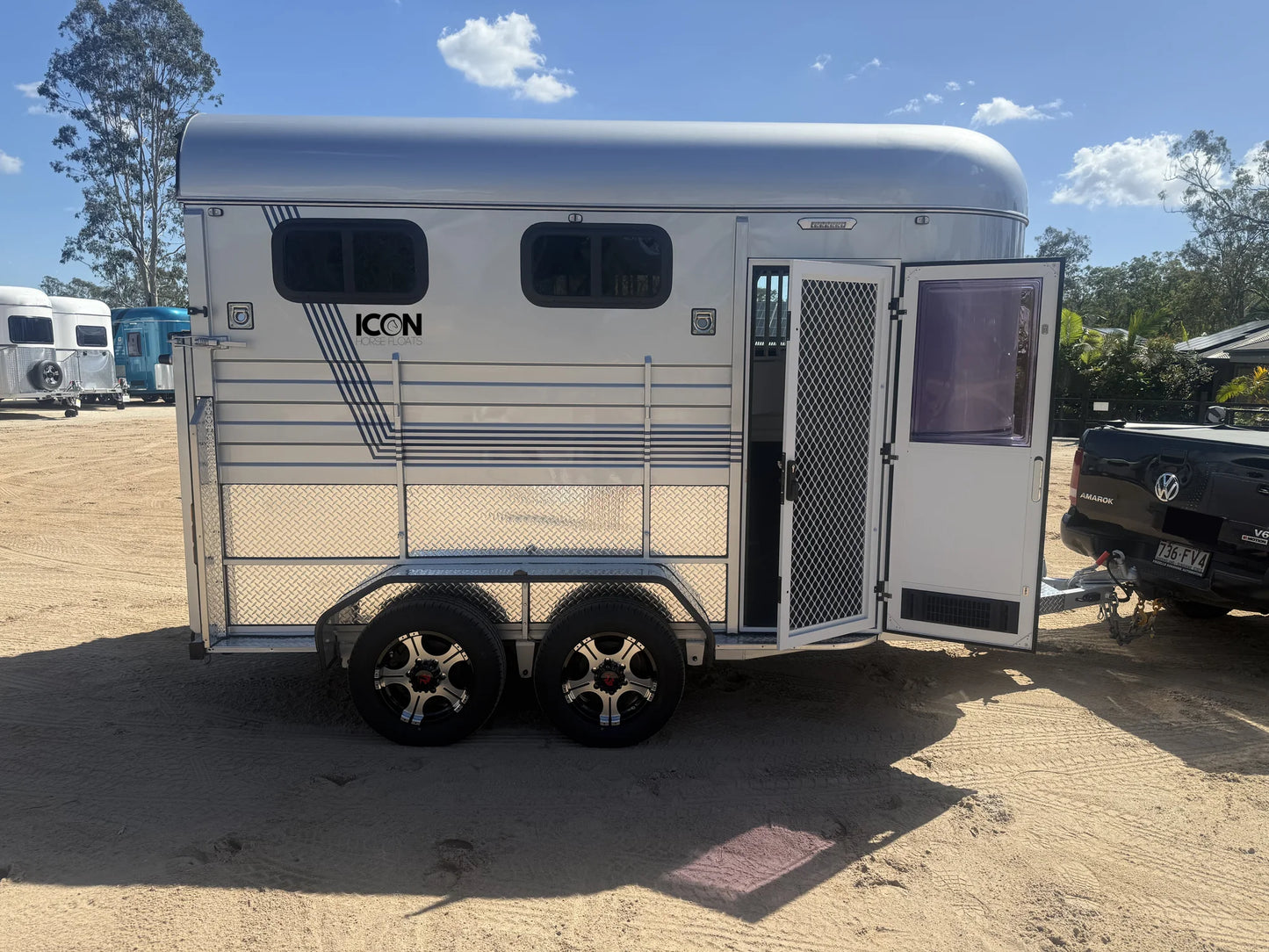 ICON 2HAL-L600 SN Epic Series Deluxe Package
